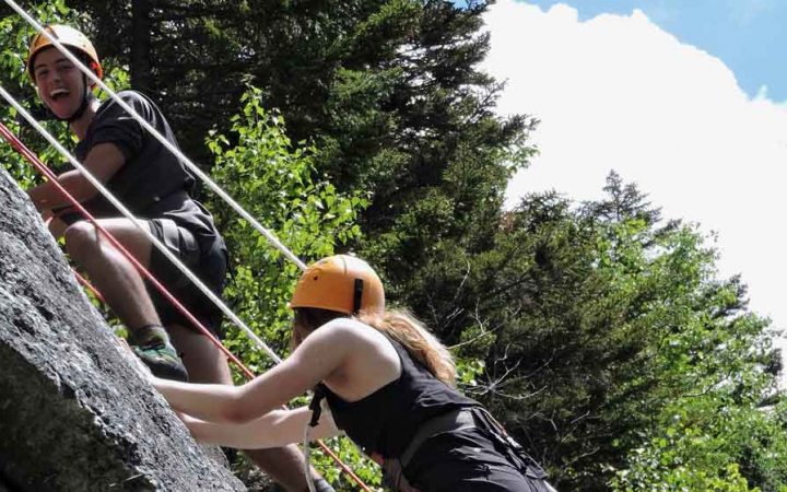 rock climbing course for teens
